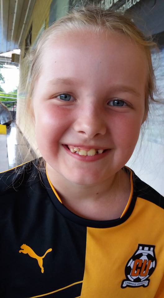 cambridge united womens football team mascot