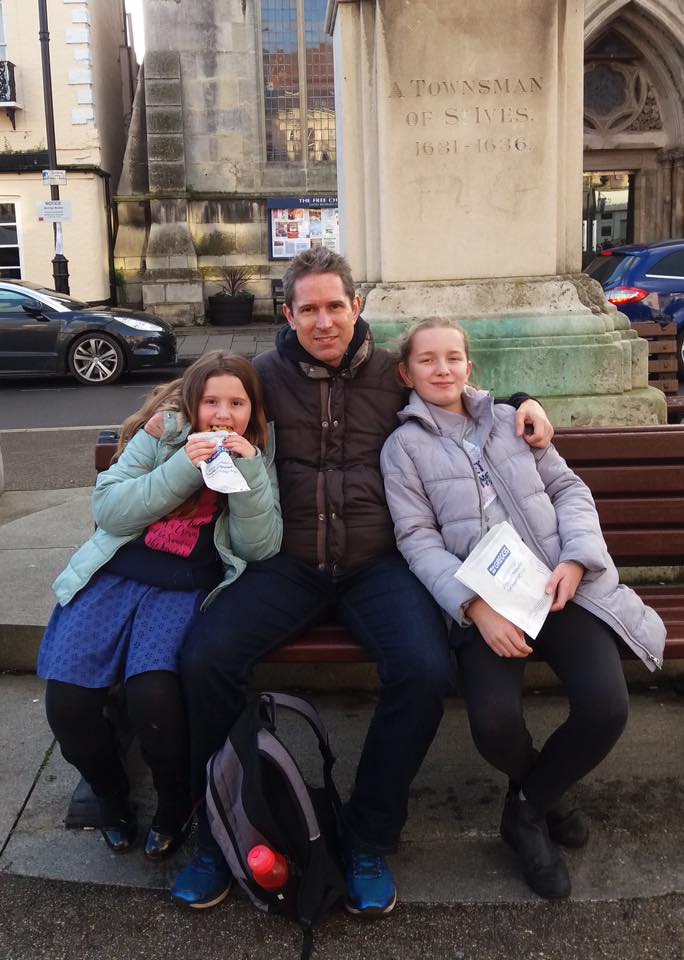 cell phone addiction hypnotherapy ely